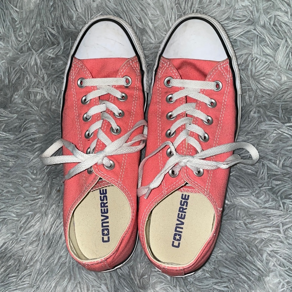 Peachy Converse All Stars 🍑✨